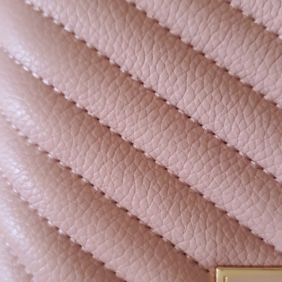 VICTORIA’S SECRET MINI CLUTCH WRISTLET WALLET LIGHT PINK - Picture 3 of 9